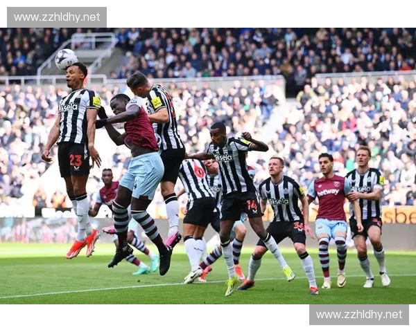 阿联酋全国足球联赛激战正酣展现中东足球崛起与竞技激情 阿联酋全国足球联赛激战正酣展现中东足球崛起与竞技激情